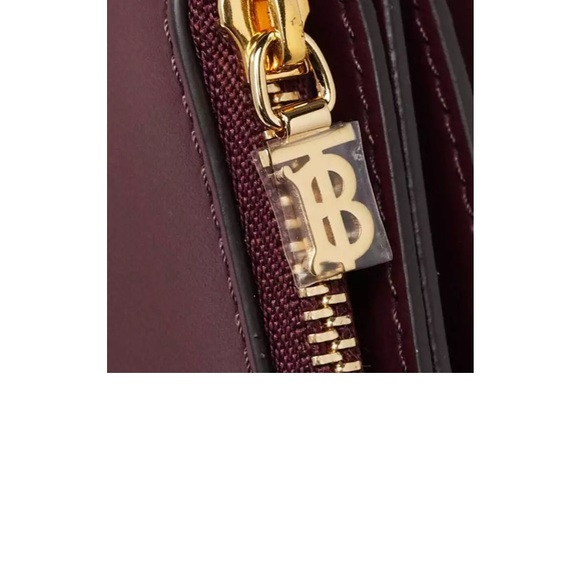 NWT, The Burberry Hazelmere Wallet on Strap Bag - Picture 3 of 7
